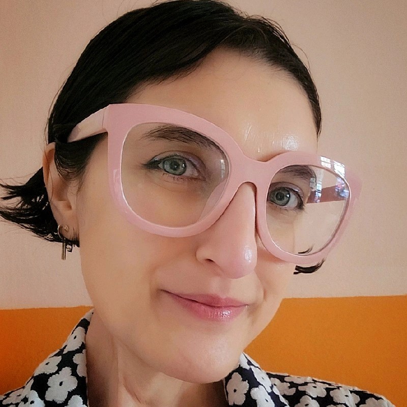 Sahar Naderi, Lead UX Researcher, Strategist and Service Designer